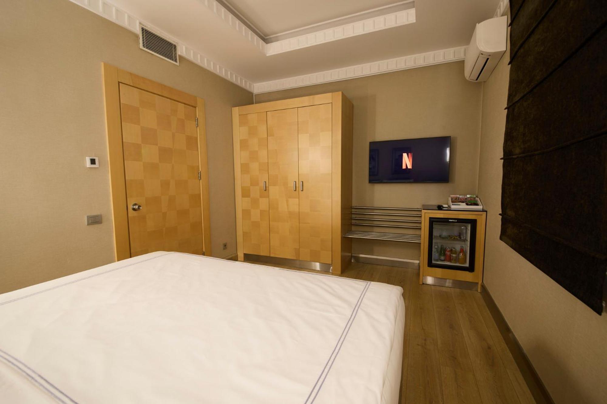 Metropolitan Hotels Анкара Екстериор снимка
